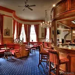 Hotel The 3*