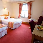 Hotel The 3*