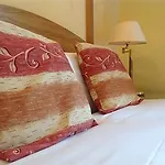 The Hotel 3*