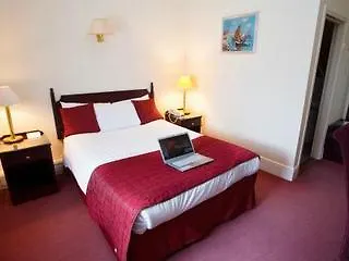 The Hotel 3*