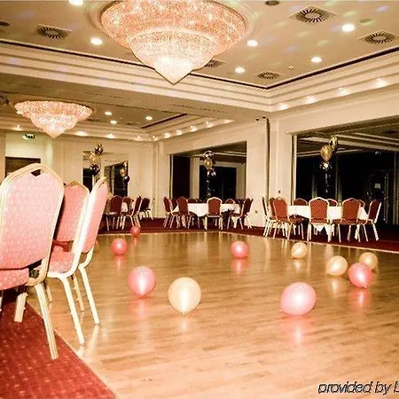 Hotel The